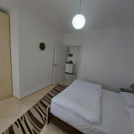 Bral 7 - Two-bedroom With Seaview Apartament *